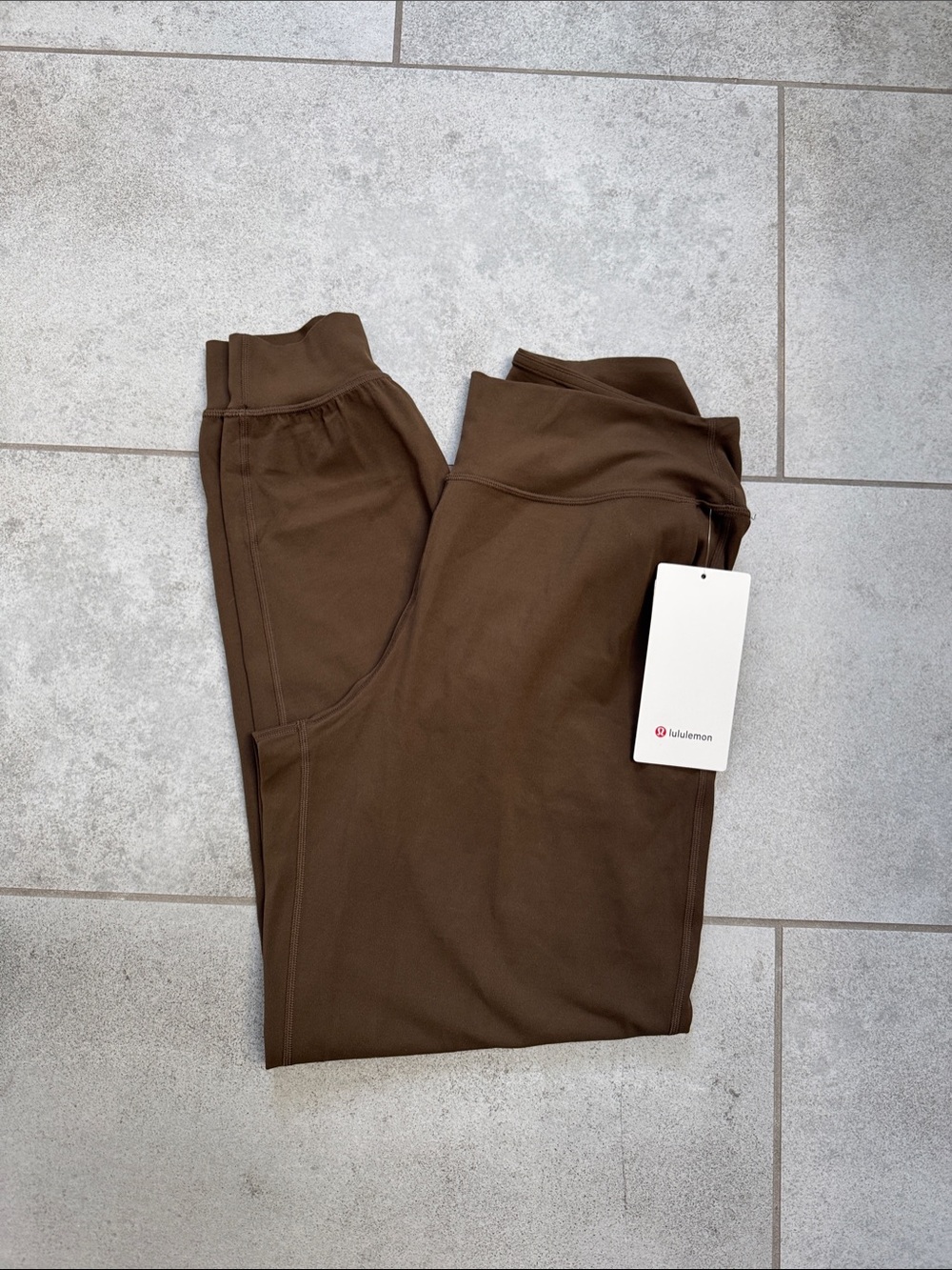 NWT Lululemon Align HR Jogger - Size 6 - Regular